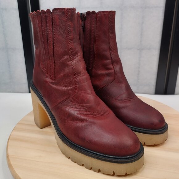 FREE PEOPLE Cheslea Cherry Chocolate Leather Lug Ankle Boots Women EU39 / US8.5 - Picture 3 of 16